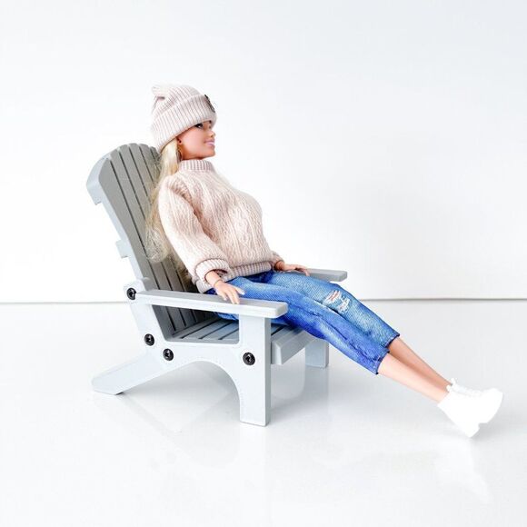 4 Gray Miniature Adirondack Chairs & Round Firepit W/Flickering Logs 1:6 Scale - Picture 3 of 8